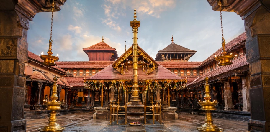 Sri Krishna Temple sightseeing cab from Udupi